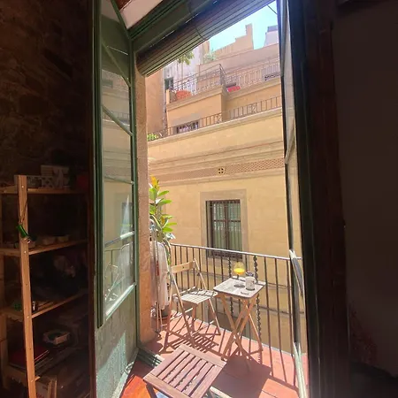 Well Located Center Appartement